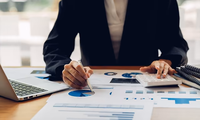 Analyses financières illustrant le site web conçu par Qreative