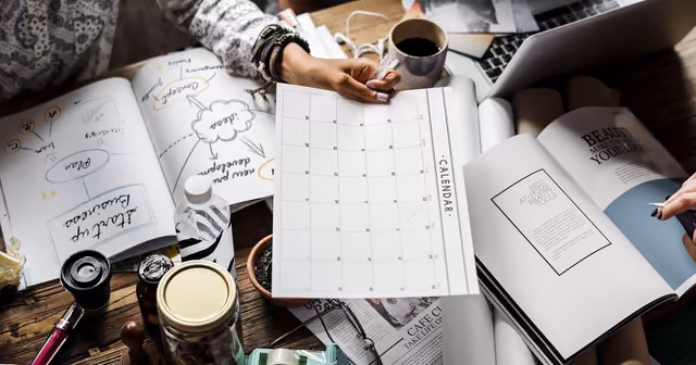 Plan de travail Qreative avec calendrier éditorial et notes créatives