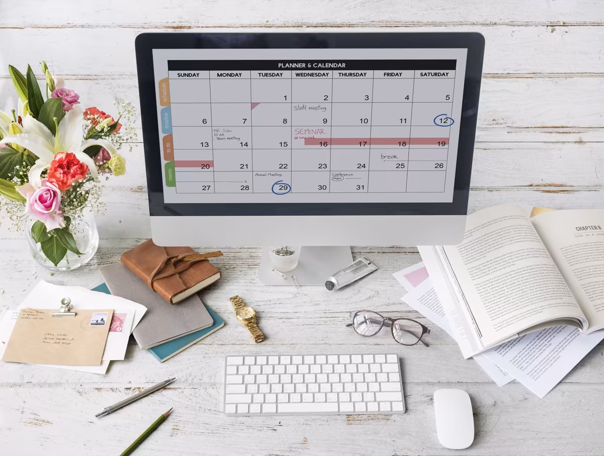 Calendrier éditorial en préparation avec la méthode de Qreative