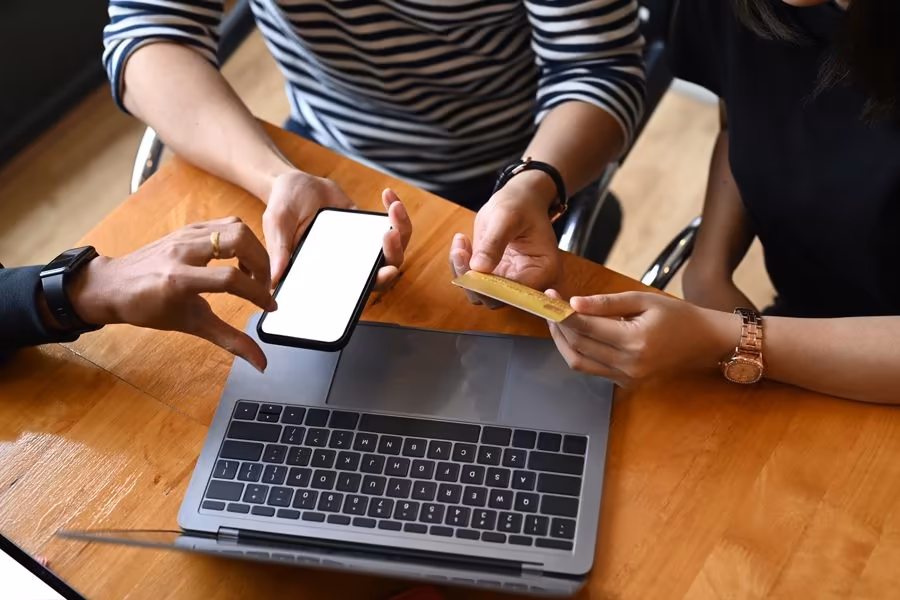 Discussion autour du financement d’un projet piloté par Qreative