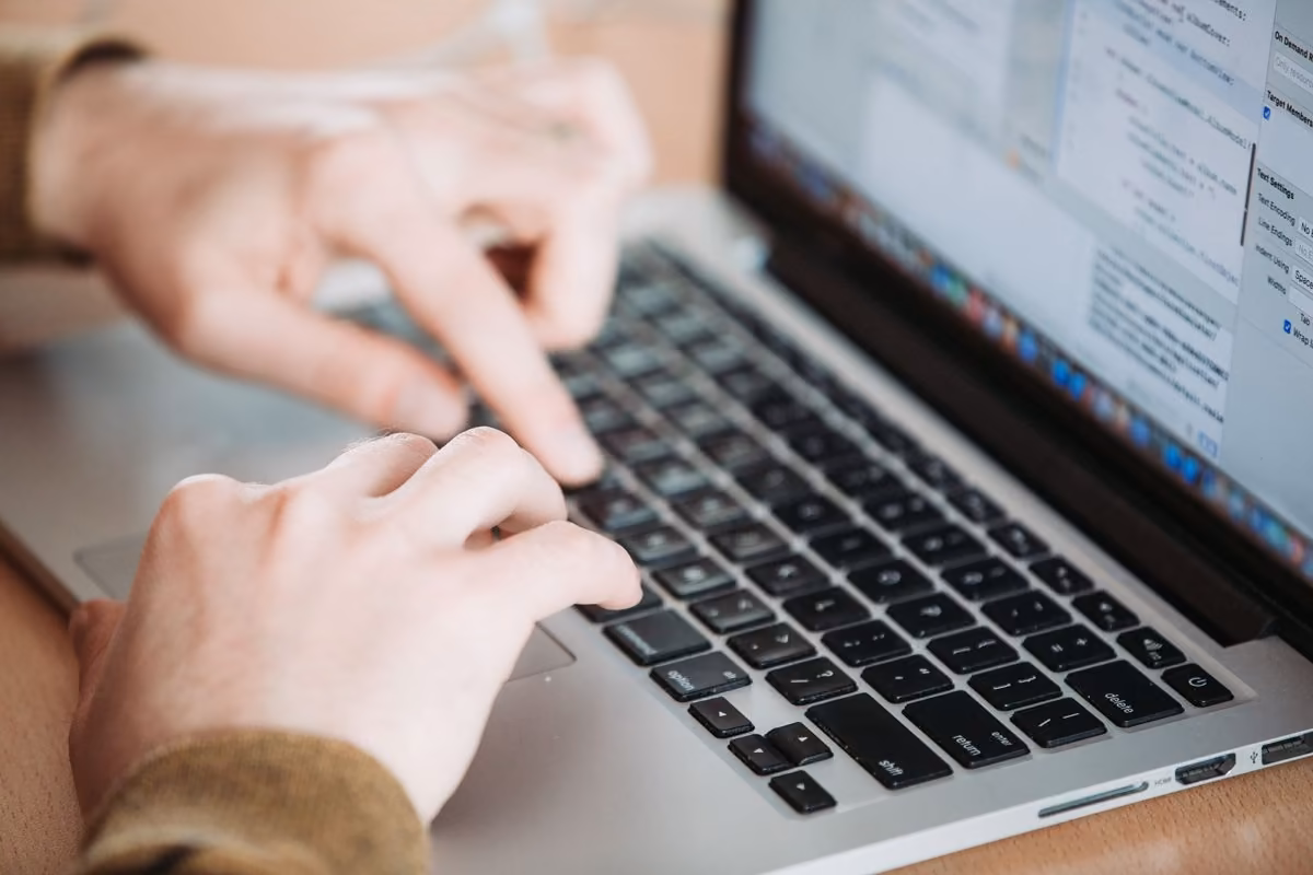 Qreative checks a form before launch