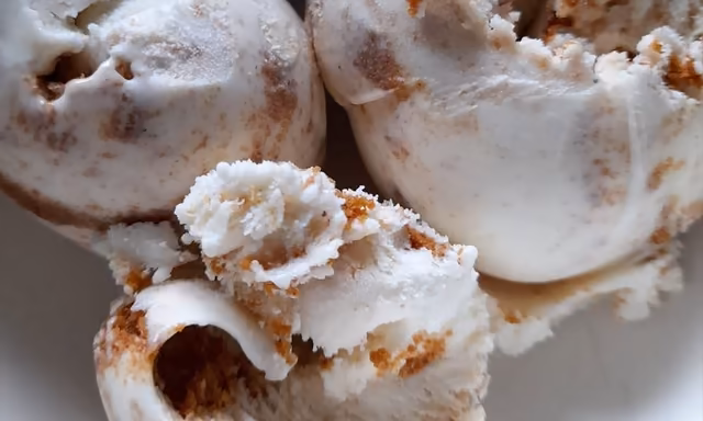  Artisanal ice cream featured on their custom-built website